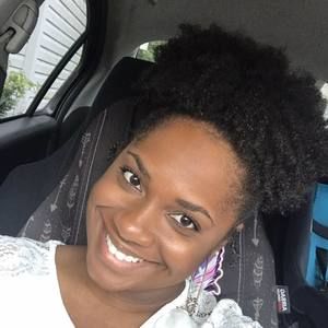 Meet your Posher, Nicole